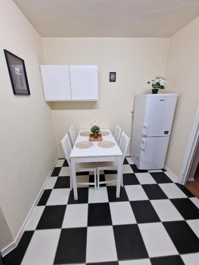 Waterloo - Zone 1 - Spacious One Bedroom Flat 伦敦 外观 照片