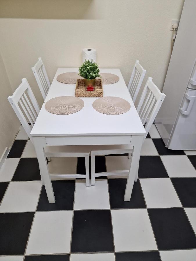 Waterloo - Zone 1 - Spacious One Bedroom Flat 伦敦 外观 照片
